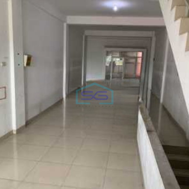 Disewakan Ruko Luas Bangunan  500 m² di Ciputat Tangerang-1