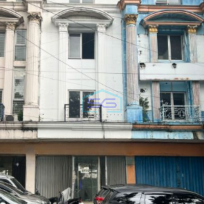 Dijual Ruko Lokasi Bebas Banjir di Jakarta Selatan Luas Bangunan  615 m²