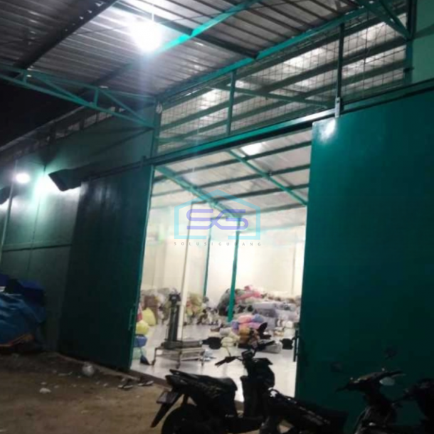 Dijual Gudang Akses Container 20 Feet Luas Bangunan 600 m² di Cikupa Tangerang-1