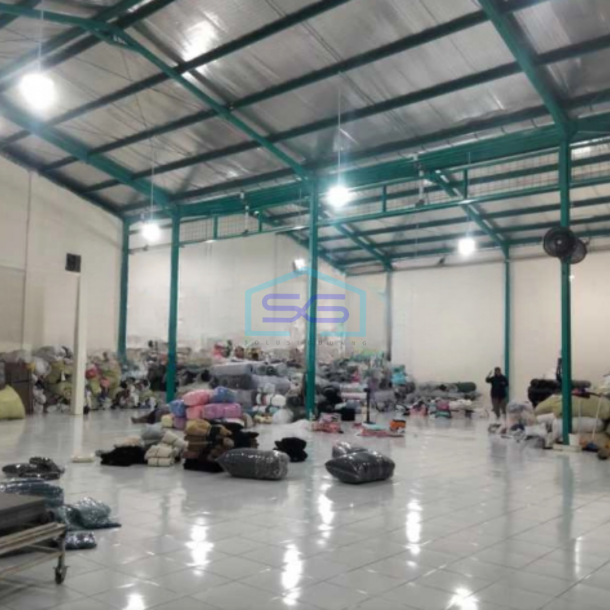 Dijual Gudang Akses Container 20 Feet Luas Bangunan 600 m² di Cikupa Tangerang-3