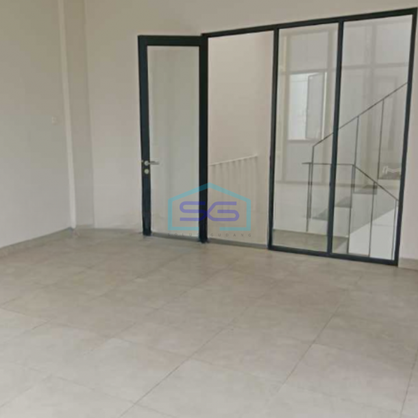 Disewakan Ruko Luas Bangunan  122 m² Lokasi Bebas Banjir di BSD Tangerang-3