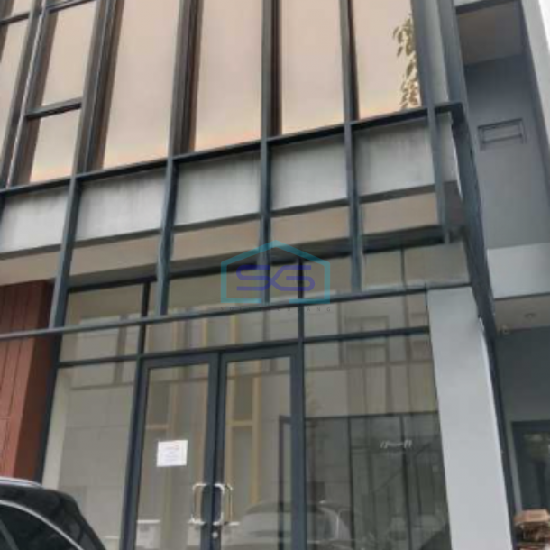 Disewakan Ruko 3 Lantai Luas Bangunan 122 m²  Lokasi di BSD Tangerang-1
