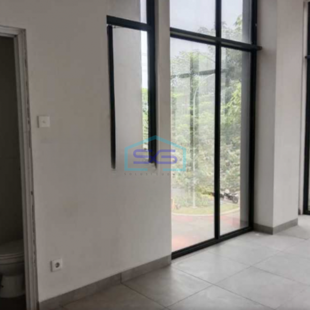 Disewakan Ruko 3 Lantai Luas Bangunan 122 m²  Lokasi di BSD Tangerang-3