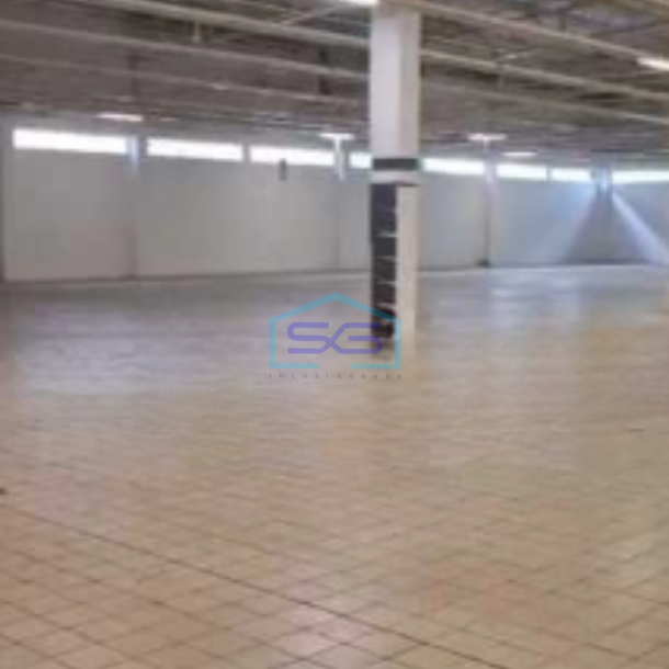 Disewakan Gudang Akses Container 40 Feet Luas Bangunan  5500 m²  di Tangerang-2