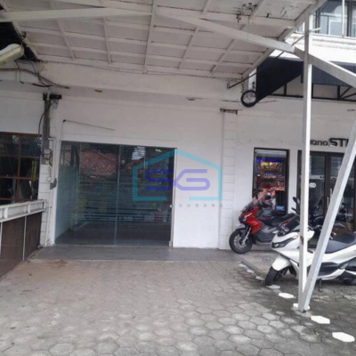 Disewakan Ruko 2 lantai, lokasi bagus di Kemang Jakarta Selatan