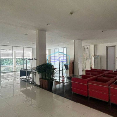 Dijual Cepat Gedung Kantor Ex. Showroom Mobil Di Sunter Jakarta Utara LB 1884m2