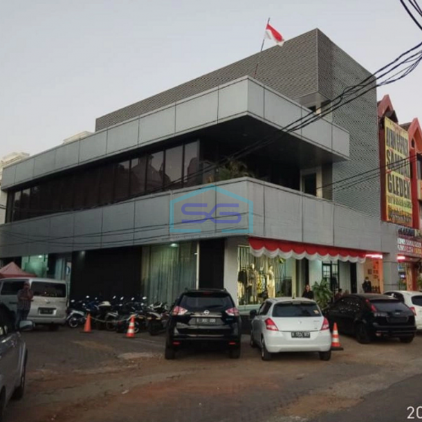Dijual Gedung Jalan Boulevard Barat Kelapa Gading Jakarta Utara LB 600m2-1