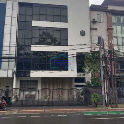 Disewakan Gedung Kantor 4 Lantai Di Cideng Timur Jakarta Pusat Lokasi Strategis LB 680m2