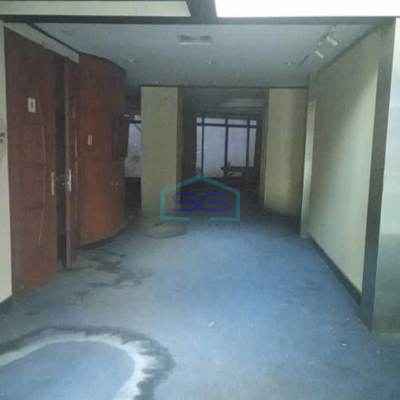 Disewakan Gedung Strategis 4 Lantai Di Jalan Johar, Menteng Jakarta Pusat LB 1000m2