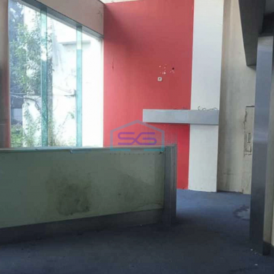 Disewakan Gedung Strategis 4 Lantai Di Jalan Johar, Menteng Jakarta Pusat LB 1000m2