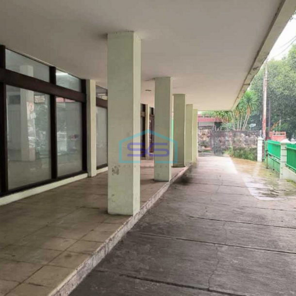 Disewakan Gudang 1 Lantai Strategis Lokasi Di Mampang Prapatan Jakarta Selatan LT 800m2-1