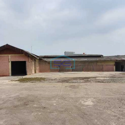 Disewakan Gudang Strategis Pinggir Jalan Raya Plumpang Semper Jakarta Utara LB 550m2