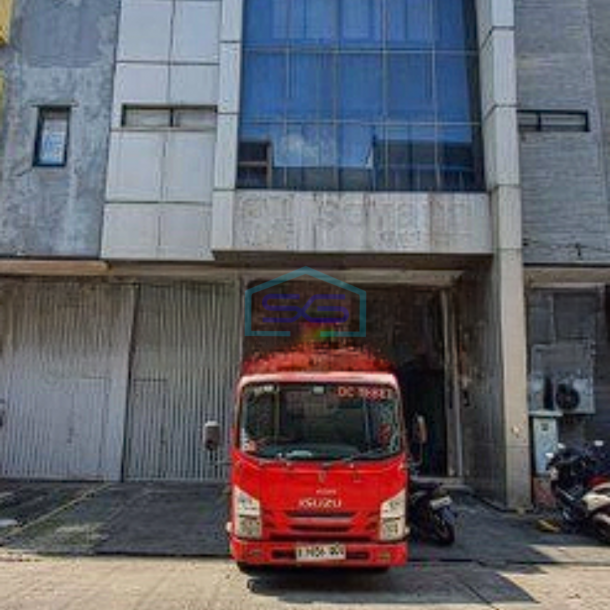 Disewakan Gudang Strategis Infinia Park Tebet 3 Lantai Jakarta Selatan LB 515m2-3