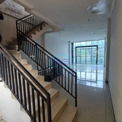 Dijual Ruko Gandeng Strategis Jl. Kebayoran Lama 3,5 Lantai Jakarta Selatan LB 360m2