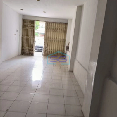 Dijual Ruko Gandeng Tiga dekat Stasiun KA Tebet Jakarta Selatan LB 400m2