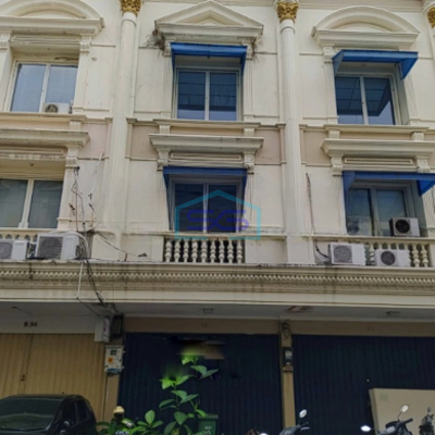 Dijual Murah Ruko Gandeng di Royal Palace Tebet Jakarta Selatan LB 748m2