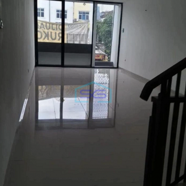 Dijual Ruko Tebet Barat Jakarta Selatan, Lokasi Ramai Luas Bangunan 190m2-4
