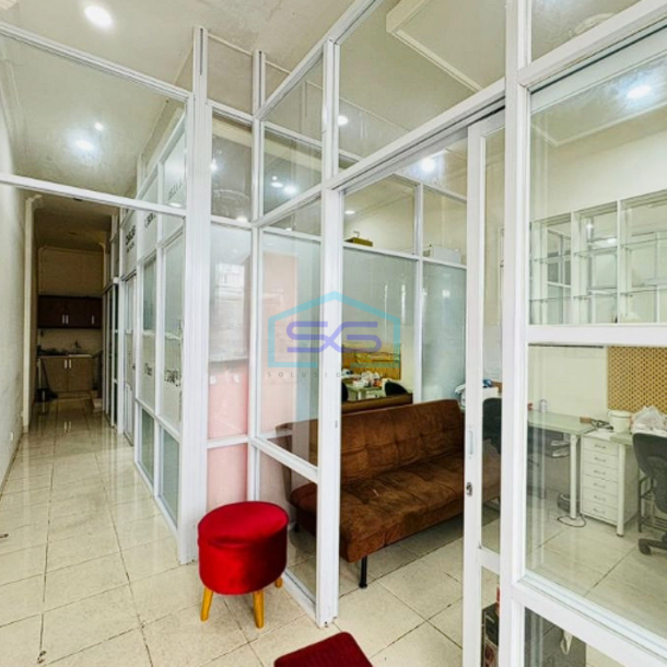 Dijual Ruko Strategis Siap Pakai di Crown Palace Tebet Jakarta Selatan LB 238m2-4