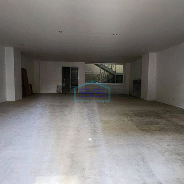 Disewakan Ruko Gandeng Jalan H. Agus Salim, Menteng Jakarta Pusat LB 1250m2-4