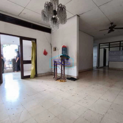 Disewakan Ruang Usaha Komersil 1000m2 Di Jalan Cempaka Putih Jakarta Pusat LB 700m2