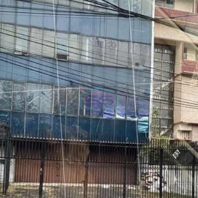 Disewakan Ruko Gandeng dekat Stasiun KA dan Pintu Tol Kemayoran Jakarta Pusat LB 1000m2