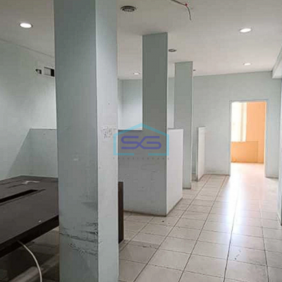 Disewakan Ruko Crown Palace Tebet, Jakarta Selatan Lokasi Strategis 4 Lantai LB 446m2