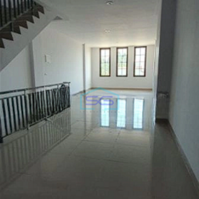 Disewakan Ruko Strategis dan Siap Pakai di Sedayu City Jakarta Timur LB 250m2-4