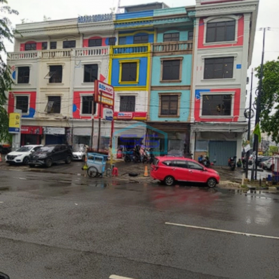 Disewakan Ruko Strategis Dekat Stasiun Kereta Api Tebet Jakarta Selatan LB 260m2