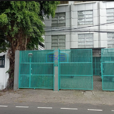 Disewakan Ruko 4 Lantai Strategis Di Slipi, Depan Jalan Raya Jakarta Barat LB 270m2