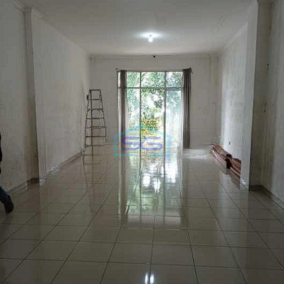 Disewakan Ruko 4 Lantai Strategis Di Slipi, Depan Jalan Raya Jakarta Barat LB 270m2-3