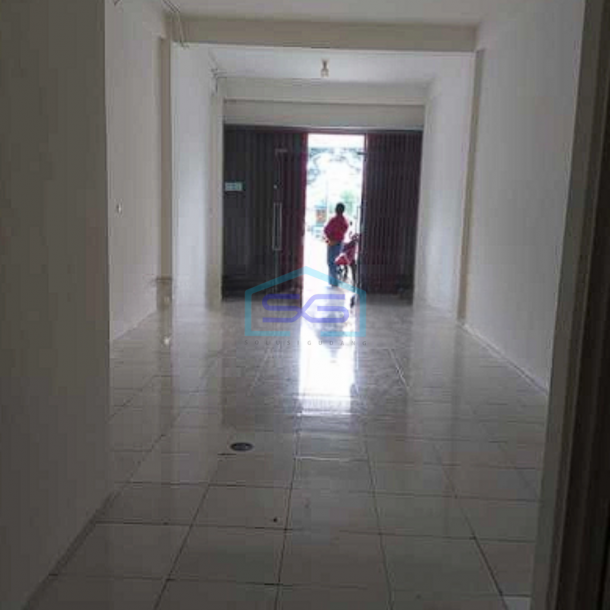 Disewakan Ruko Strategis Di Jalan Otista Raya Jatinegara Jakarta Timur LB 315m2-1