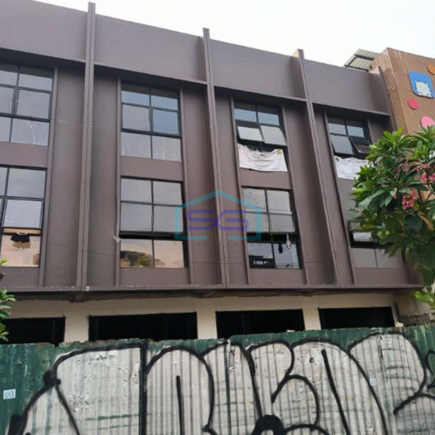 Disewakan Ruko Strategis 3 Lantai Di Tebet Jakarta Selatan Cocok Untuk Usaha & Kantor LB 204m2-1
