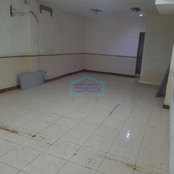 Disewakan Ruko Gandeng Strategis di Kebon Jeruk Jakarta Barat LB 540m2-3