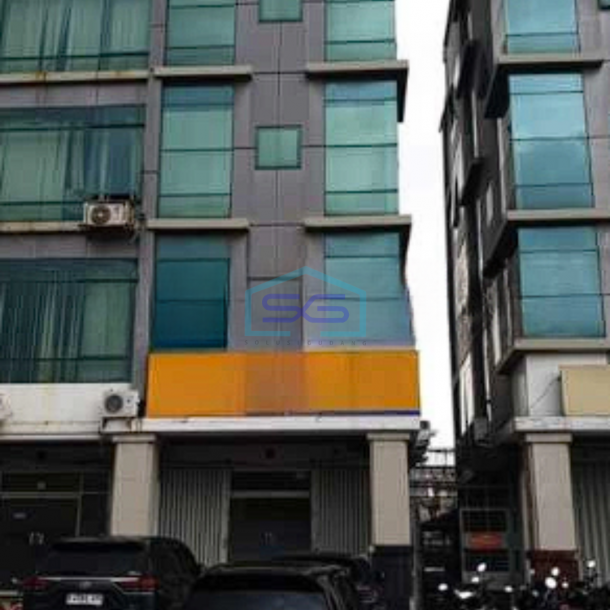 Disewakan Ruko 4,5 Lantai Di Puri Mutiara Sunter Jakarta Utara Lokasi Strategis! LB 300m2-1
