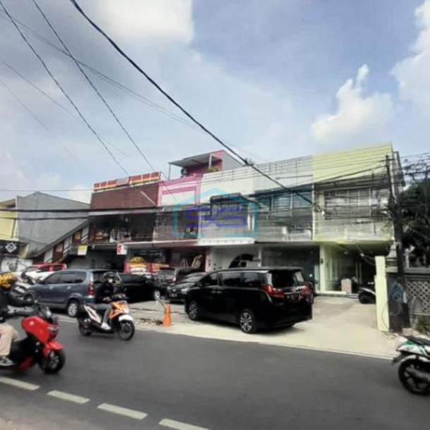 Disewakan Ruko 2,5 Lantai Kemang Utara, Siap Pakai Jakarta Selatan LB 225m2-1