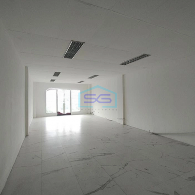Disewakan Ruko 4,5 Lantai Permata Senayan Kebayoran Lama Jakarta Selatan Lokasi Premium LB 337m2