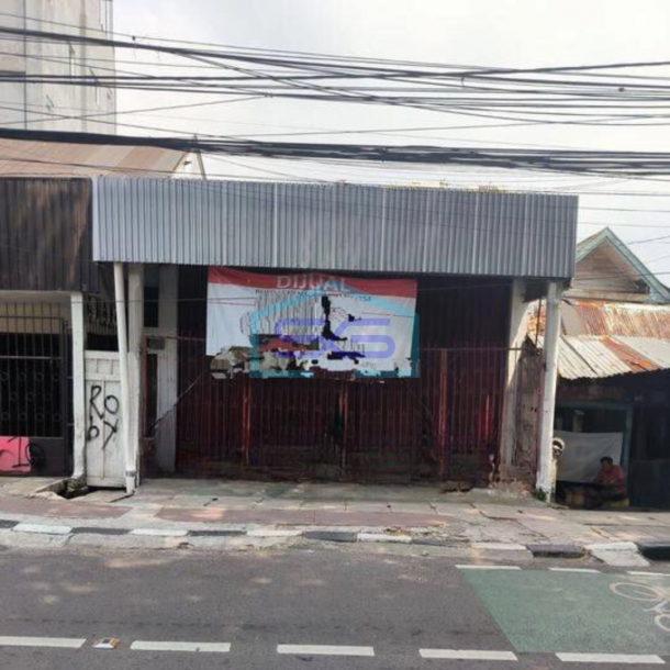 Disewakan Ruko di Jalan Letjen Suprapto Galur Jakarta Pusat-1