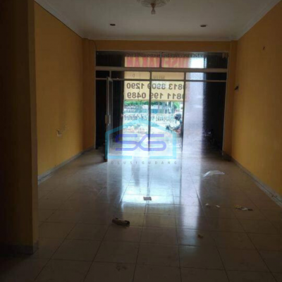Disewa Ruko di Jalan Kelapa Nias Raya Kelapa Gading Jakarta Utara