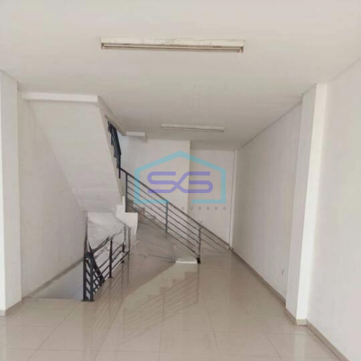 Disewakan Ruko 4 Lantai di Matraman Jakarta Timur