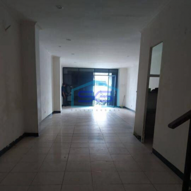 Disewakan Ruko di Sunter Terrace 3 Lantai Sunter Agung Jakarta Utara-3