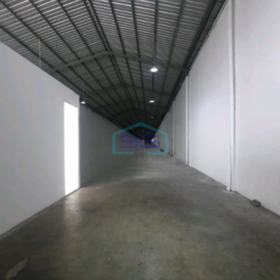 Dijual Gudang Luas Bangunan  300 m² di Karangploso Malang