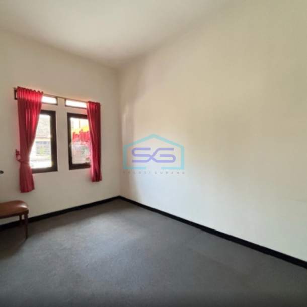 Dijual Ruko di Taman Kopo Indah Bandung Luas Tanah 117m2 Siap Huni-1