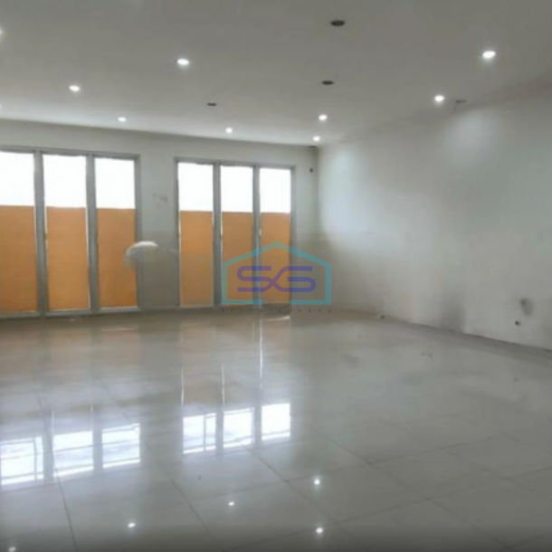 Dijual Ruko Siap Huni Rendeng Dekat Tol Moh Toha Bandung Parkir Luas LT 258m2-4