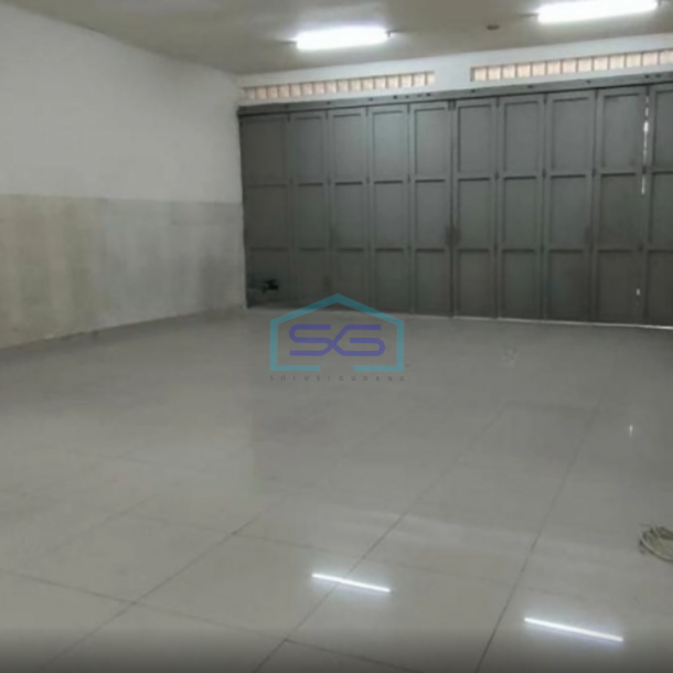 Dijual Ruko Siap Huni Rendeng Dekat Tol Moh Toha Bandung Parkir Luas LT 258m2-1