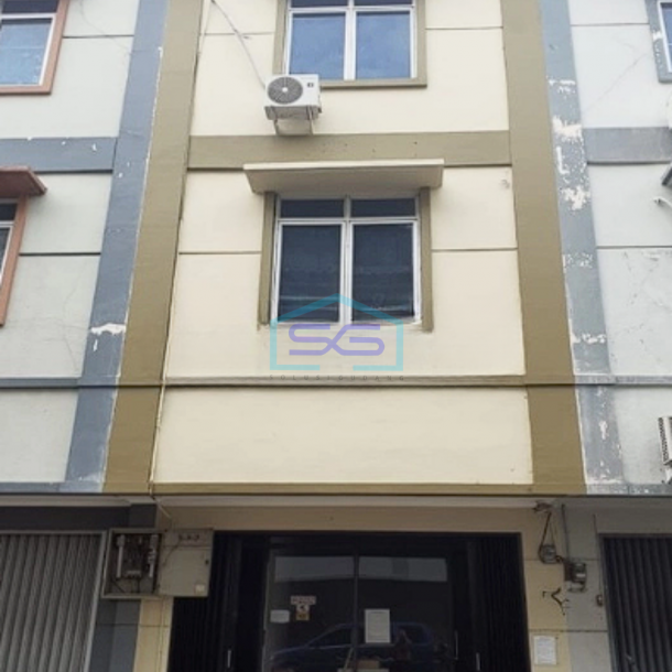 Dijual Ruko Siap Pakai Pparkir Luas Bebas Banjir di Citra Garden Jakarta Barat LB 350m2-1