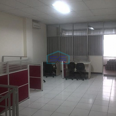 Dijual Ruko Komplek Permata Boulevard 3 Lantai di Pos Pengumben Jakarta Barat LB 180m2
