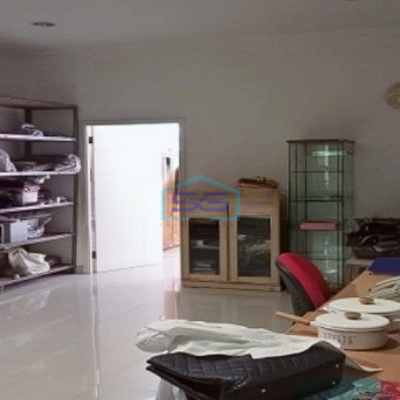 Dijual Ruko Semi Furnished Jalan Lebar di Green Ville Jakarta Barat LB 240m2-2