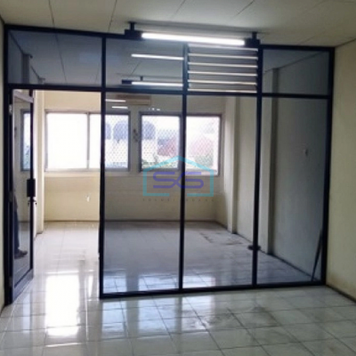 Dijual Ruko Cocok Untuk Bubut, Kantor, Strategis di Pangeran Jayakarta Jakarta Pusat LB 225m2-2