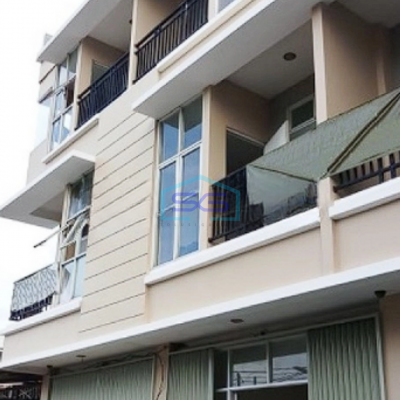 Dijual Ruko Cocok Untuk Toko di Duri Kepa Jakarta Barat LB 200m2