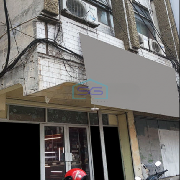 Dijual Ruko Bagus 3 Lantai Cocok Usaha Apa saja, Strategis di Harmoni Jakarta Pusat LB 436m2-1
